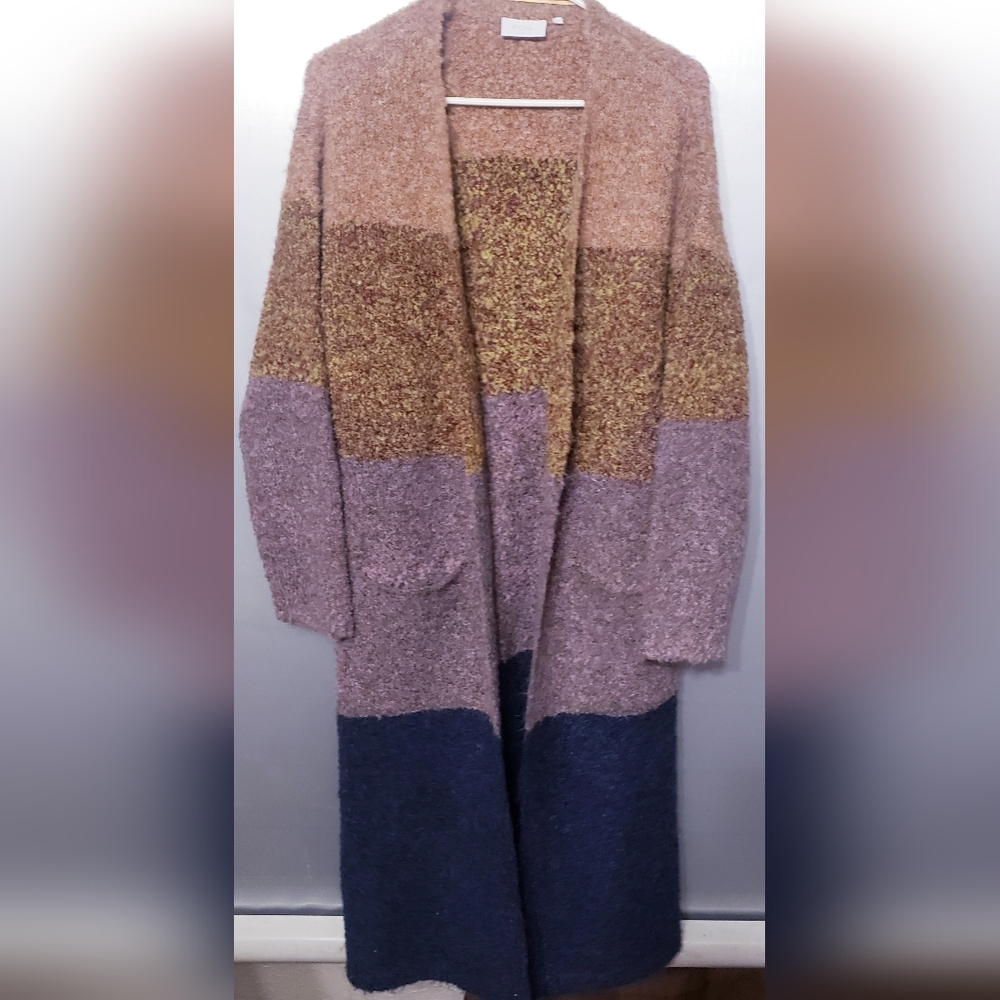 COMFY WOMANS FOIL BRAND OMBRE LONG CARDIGAN. SZ LARGE.